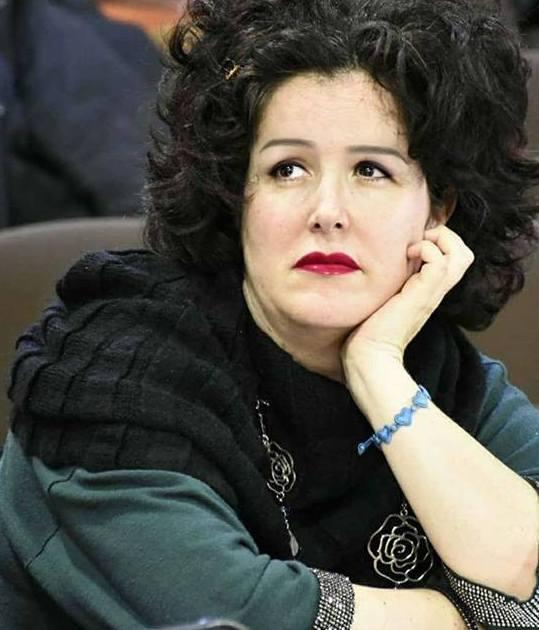 Cadau sospesa, i grillini nicchiano 