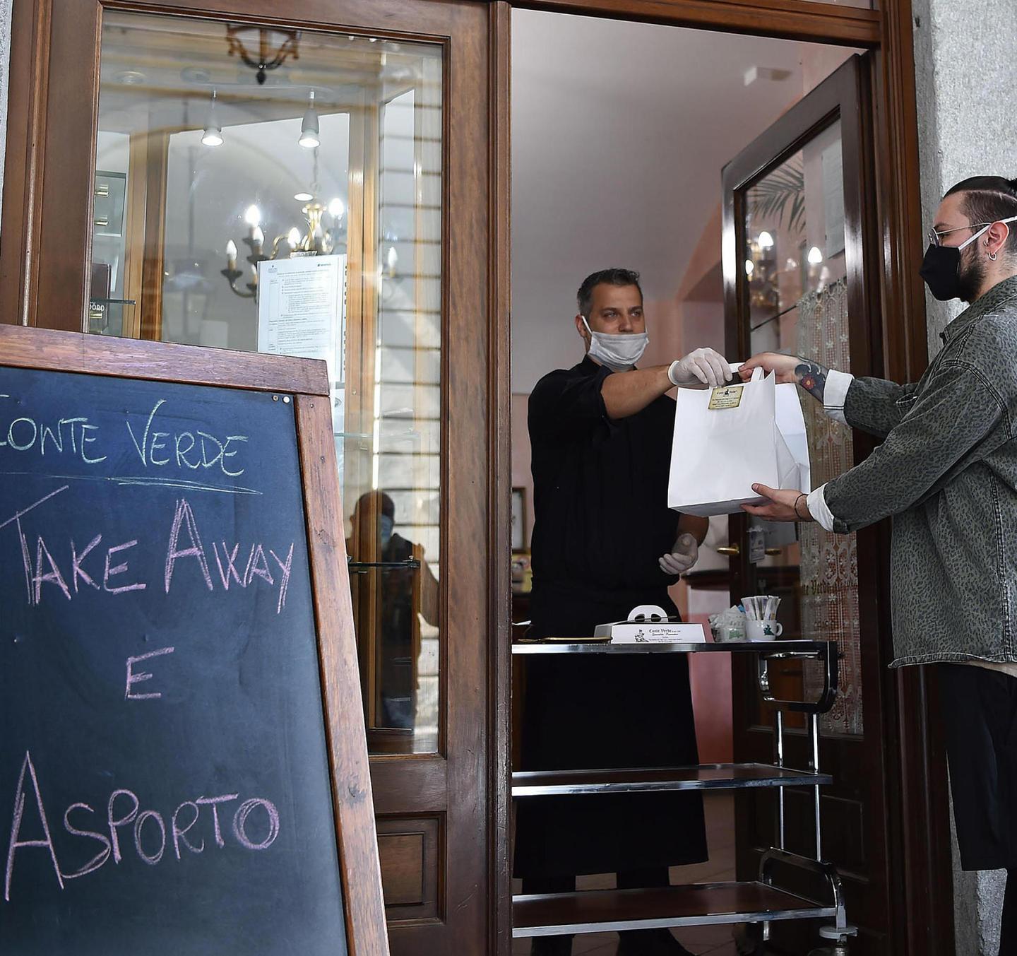 Via libera alla Regione: dal 18 si può riaprire 