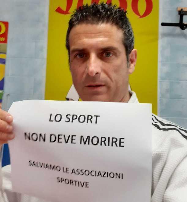 Sport, la favola di Peter Pan rischia di finire male: «Abbandonati e con l’incubo dello sfratto» 