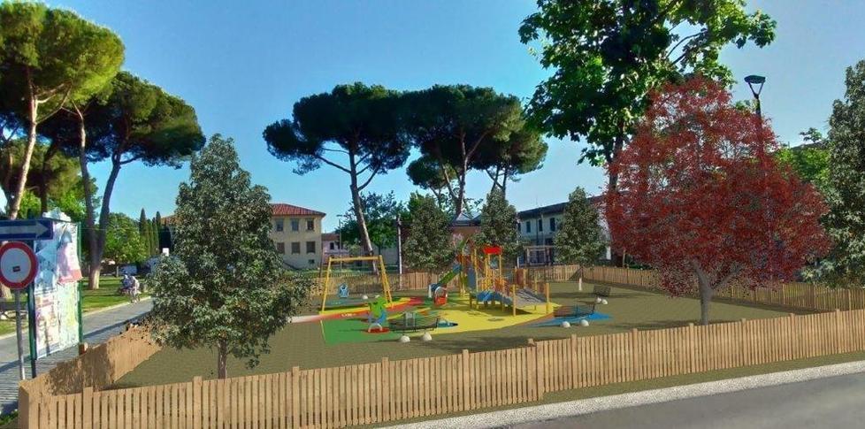 Rinnovata e per tutti l’area giochi davanti al Comune 