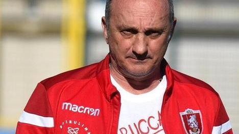 Mister Magrini: «È meglio se il campionato non riprende»