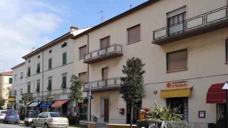 Più spazi pubblici per aiutare i locali