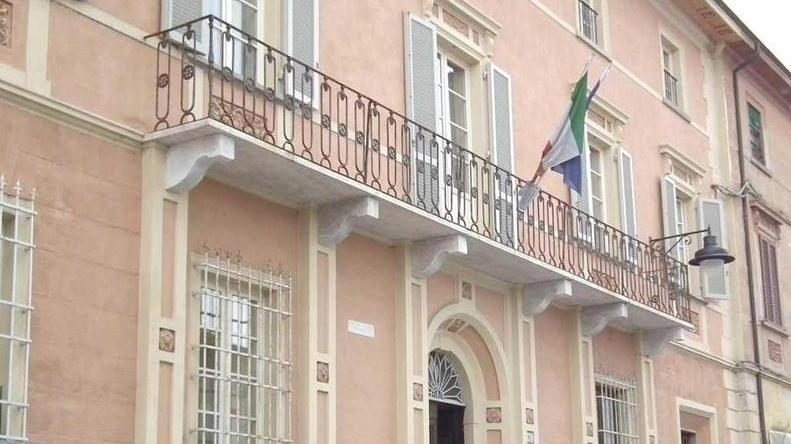 Dipendente positivo, si sanifica il municipio