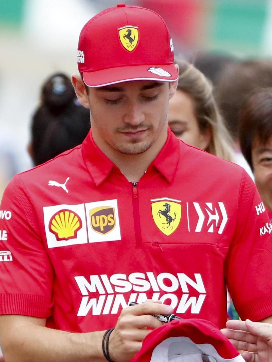 Vettel lascia la Rossa Il futuro della Ferrari nelle mani di Leclerc 