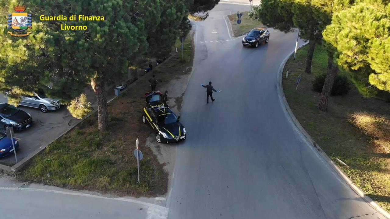 Traffico di cocaina all'isola d'Elba, blitz della Finanza e otto arresti all'alba