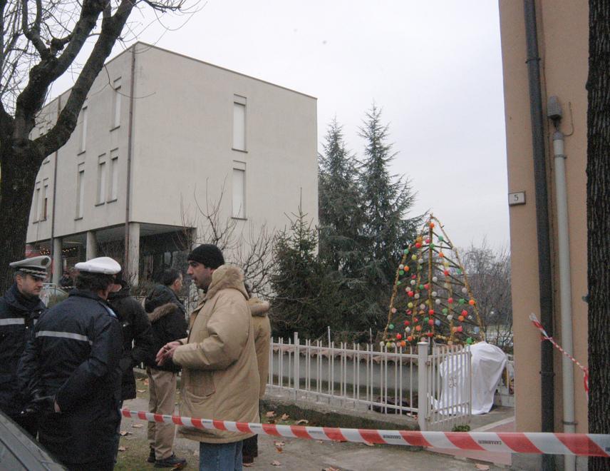 Rapinata, violentata e uccisa a bastonate di ritorno da una gita
