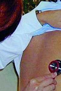 «Costretta a cambiare medico, non è giusto»