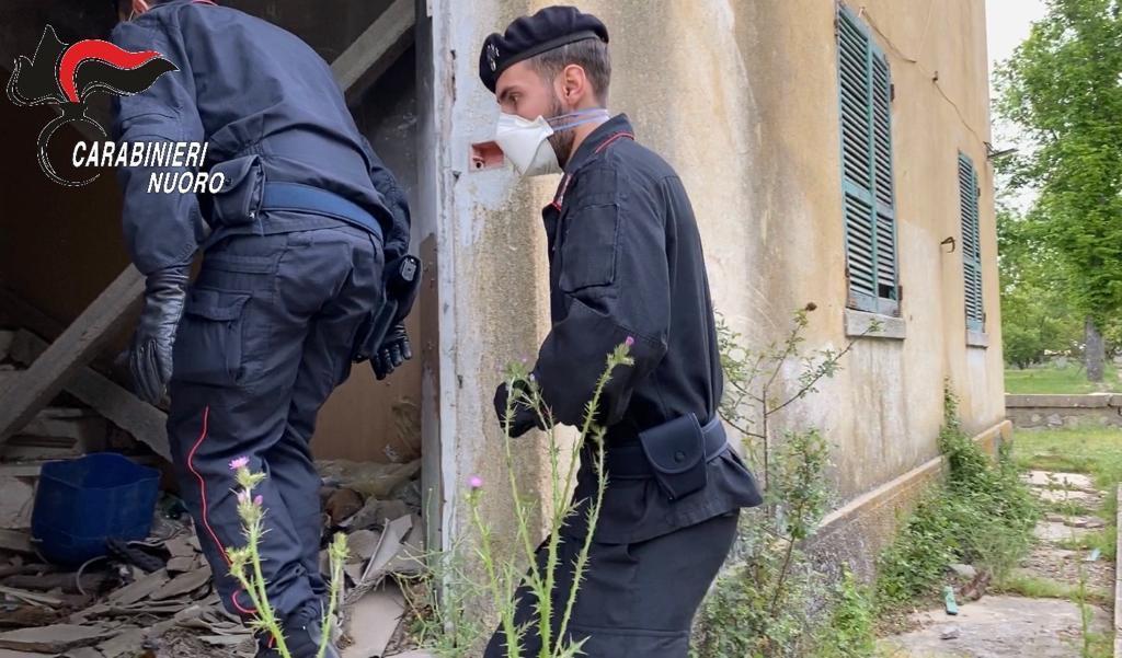 Rapine ai portavalori a Sassari e Nuoro, sequestrata una mitragliatrice
