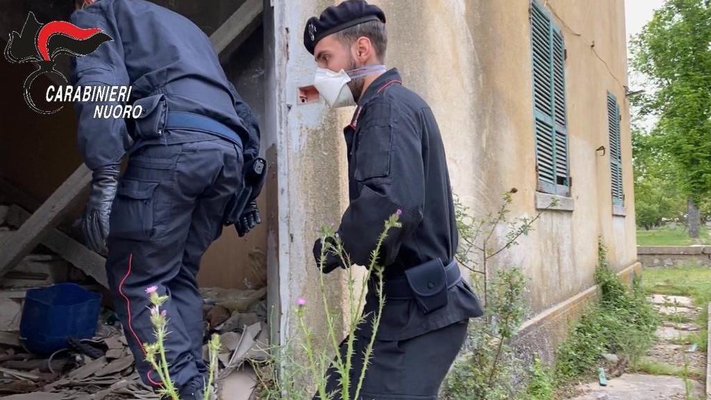 Rapine ai portavalori a Sassari e Nuoro, sequestrata una mitragliatrice