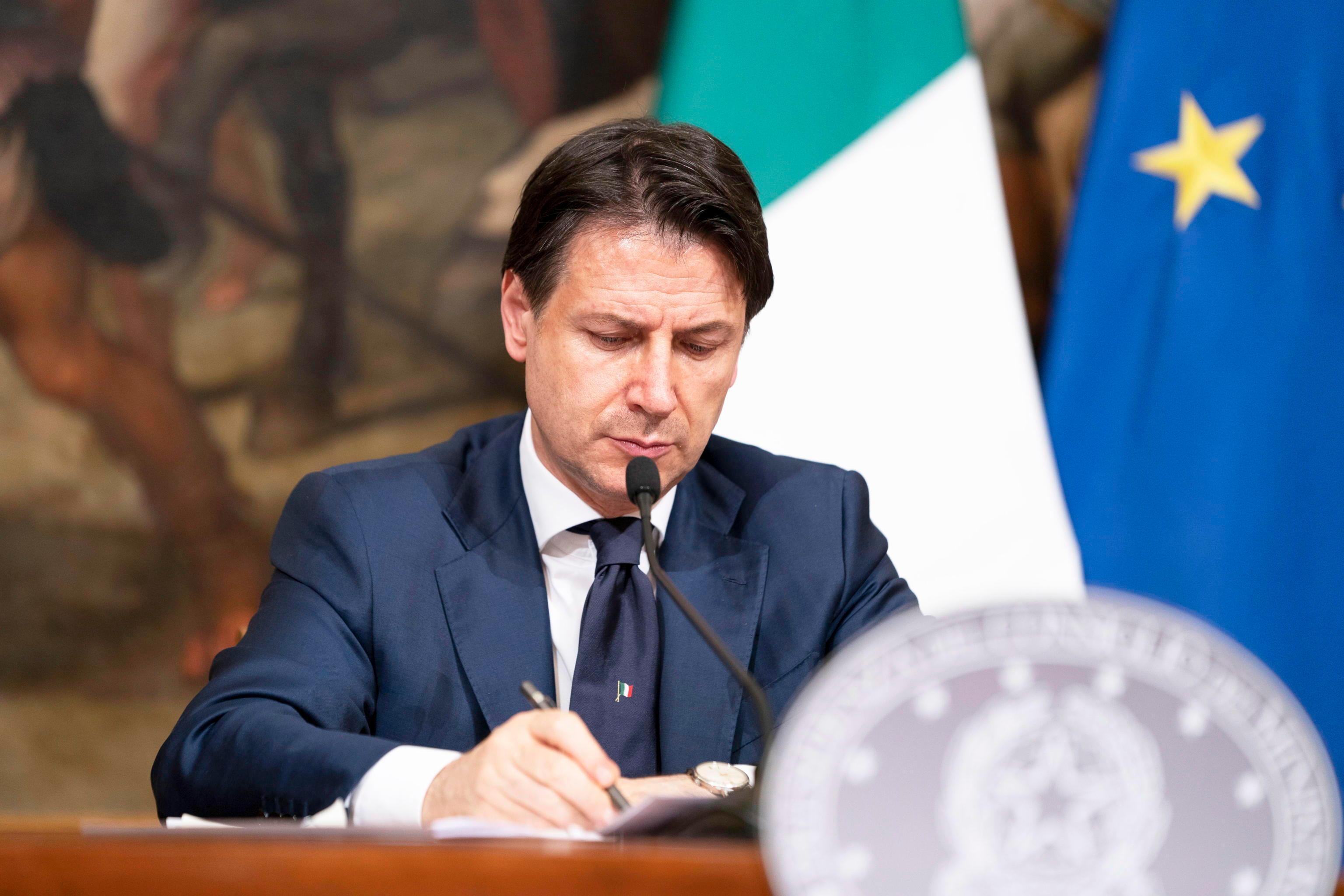 Tutte le regole per la riapertura: ecco cosa potremo fare da lunedì 18 