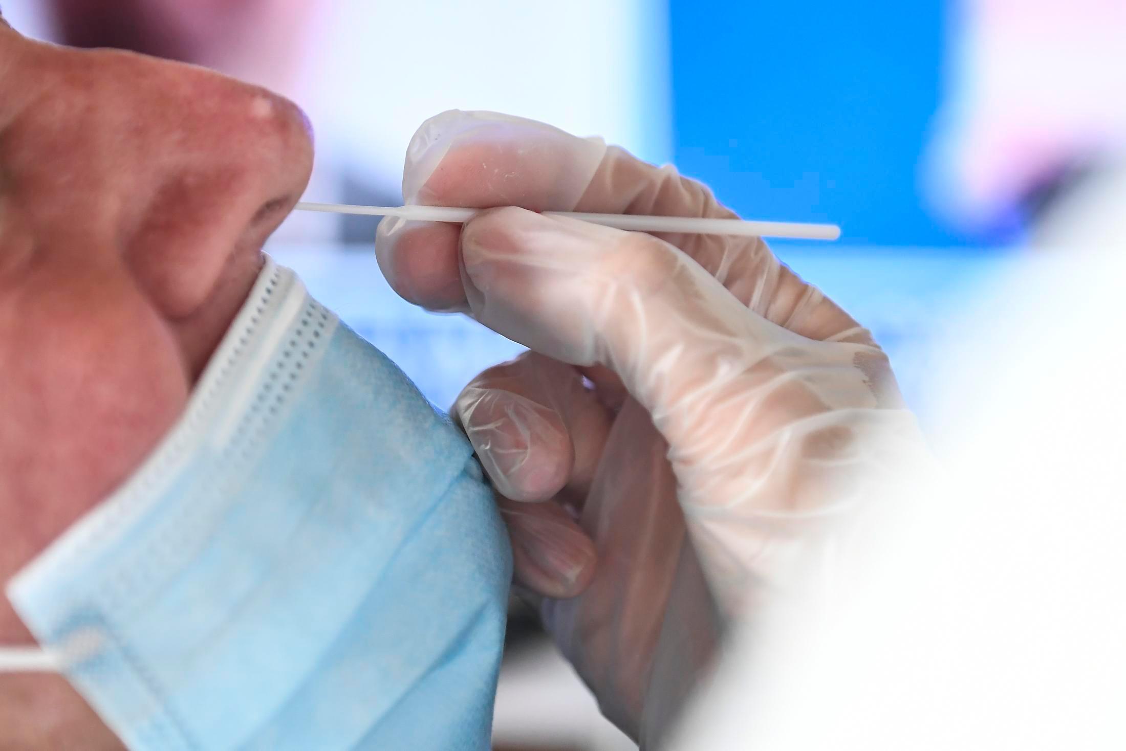Coronavirus, in Toscana ora i guariti sono il 58% dei casi totali. Altri 24 nuovi positivi e 3 decessi