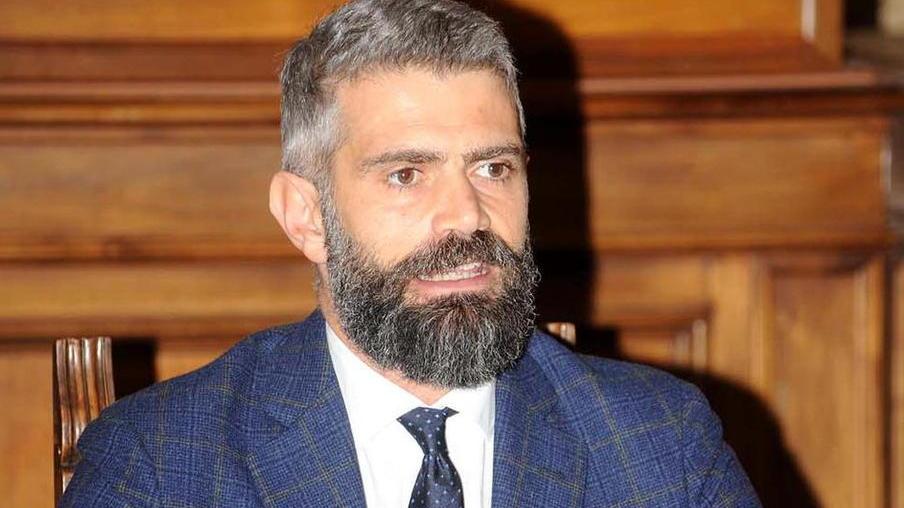 Un super computer al sindaco, il Comune non bada a spese