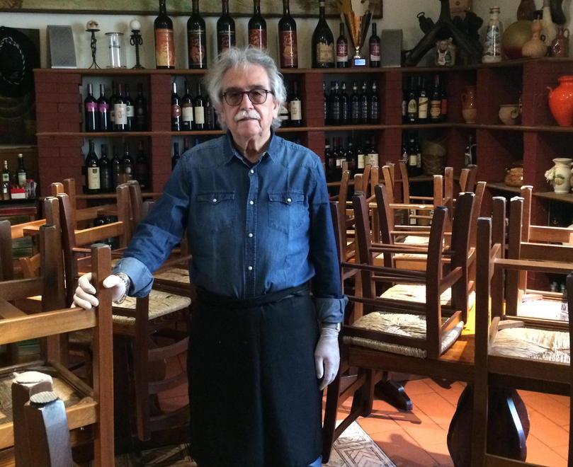 Al Pappamondo si dimezzano i tavoli 