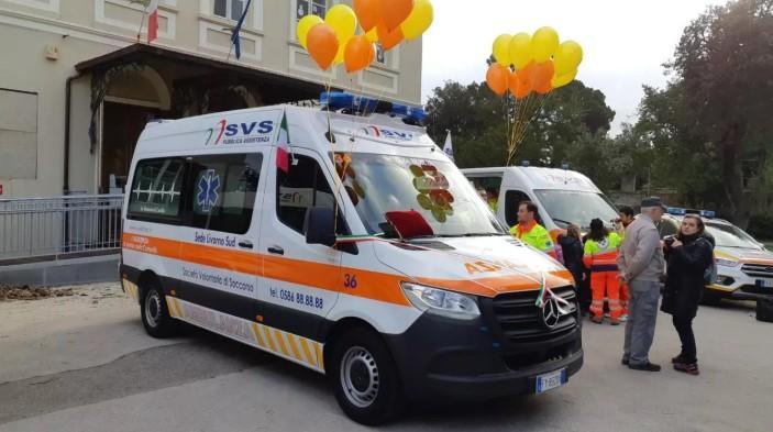 L'ambulanza della Svs di Ardenza donata da Luchi in memoria della moglie