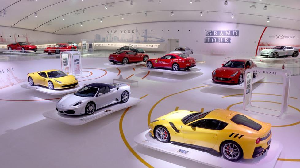 Modena. Dalla Miura alla Stradale in giro tra le icone E la Ferrari fa sfilare le Gran Turismo