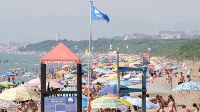 Cosimi boccia il piano spiaggia «Presenta delle gravi criticità»