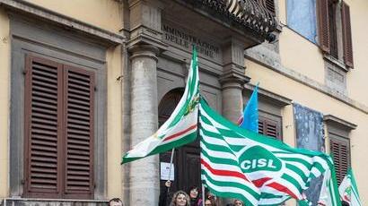 Dipendenti termali da due mesi lasciati senza un soldo Appello alla Regione