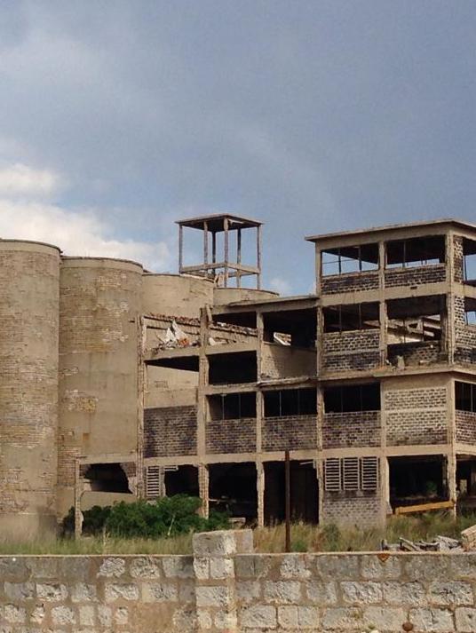 «Ex cementerie, abbattere i ruderi» 