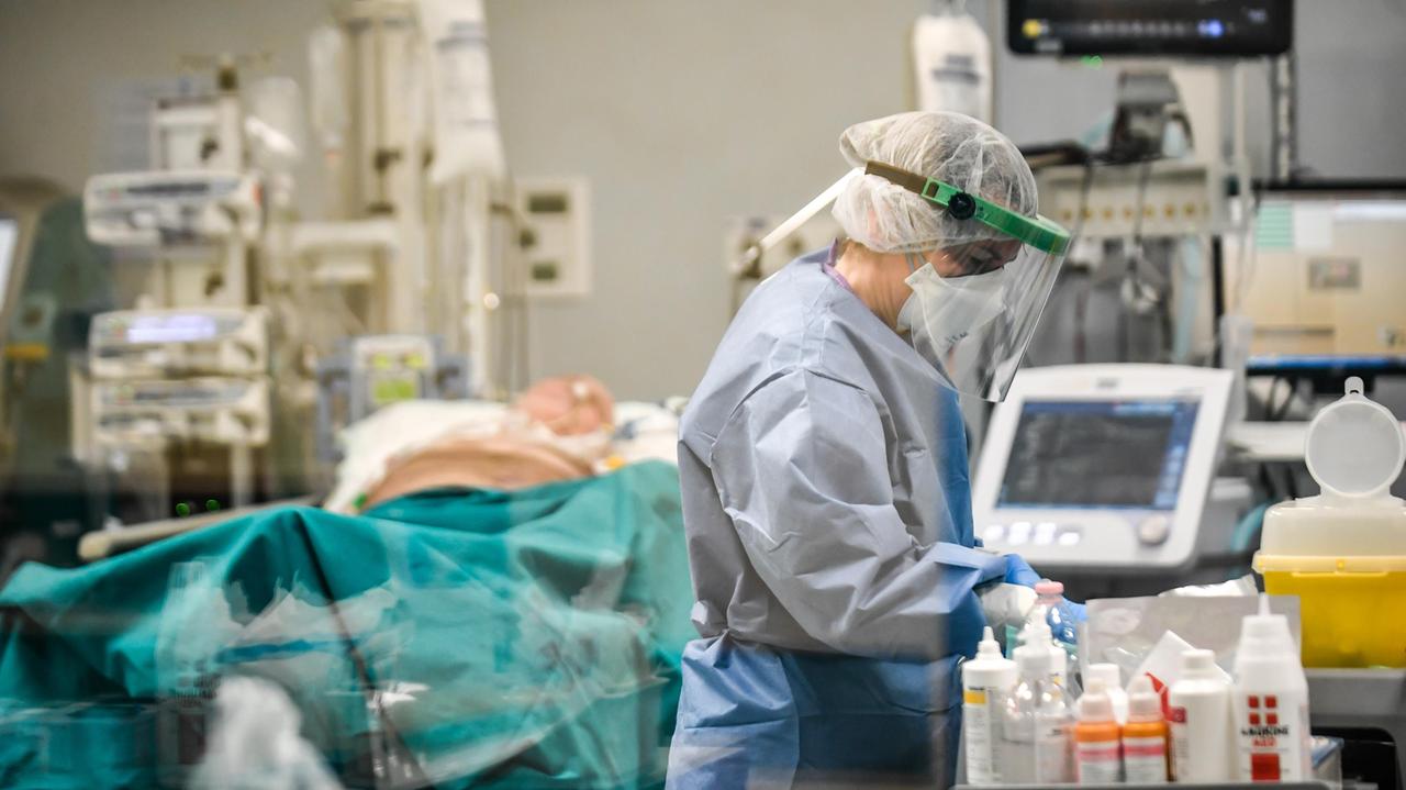 Coronavirus, tredici morti e 50 nuovi positivi in Emilia Romagna. A Modena 2 deceduti e 14 nuovi malati (otto nel focolaio recente scoperto a Carpi)