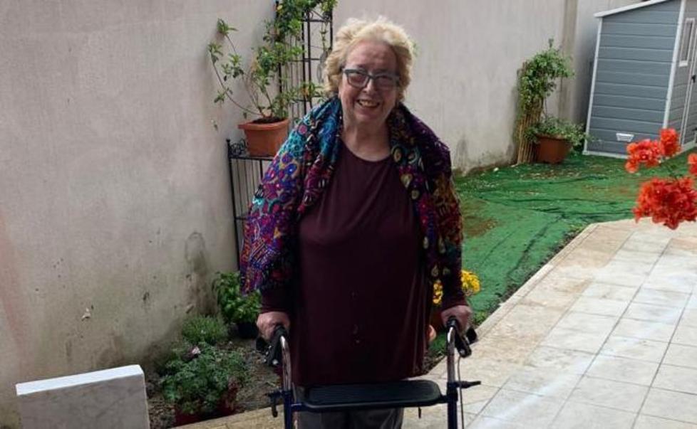 Sconfigge il virus a 79 anni dopo un mese di terapia intensiva: «Miracolo dei medici»