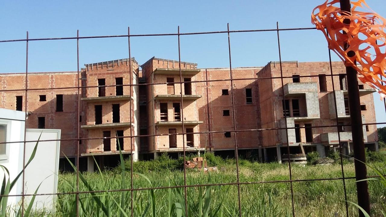 Peep dei Barberi: il palazzo dov'è avvenuto l'inseguimento