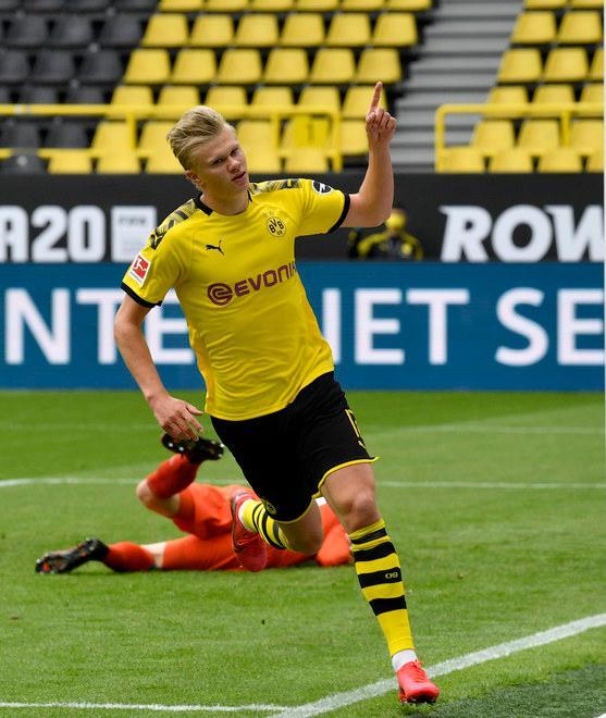 Haaland, il gol della ripartenza E tutti fanno le 5 sostituzioni