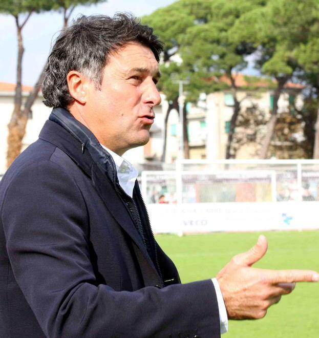 «A 55 anni e dopo tante promozioni sono pronto per allenare in serie C» 