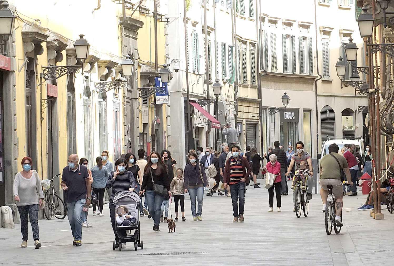 Reddito d’emergenza, un aiuto per le famiglie: ecco chi ne ha diritto e cosa fare per averlo 