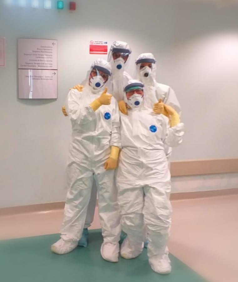 La soddisfazione di alcuni operatori Covid all'ospedale Santo Stefano