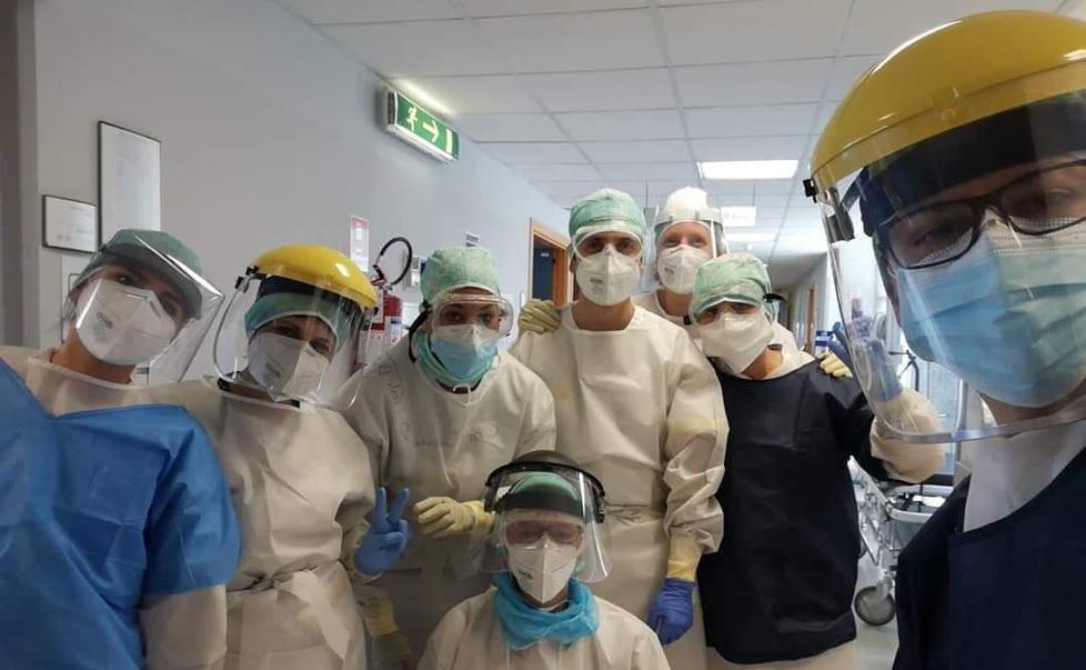 Medico strappato alla morte dai colleghi: «Voglio tornare subito al lavoro con voi» 