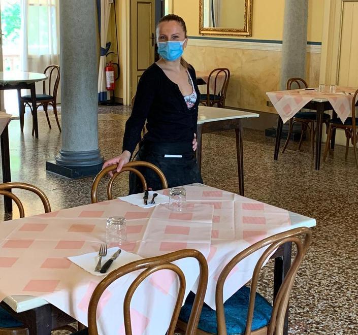 «Spazi ridotti ma siamo felici» Riparte il Circolo dei Forestieri