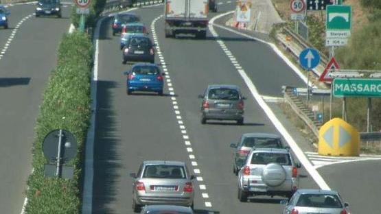 «Salt deve riaprire i suoi Centri Servizi»