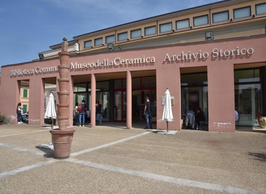 Il Museo della Ceramica ha già riaperto le porte Presto toccherà a Vinci