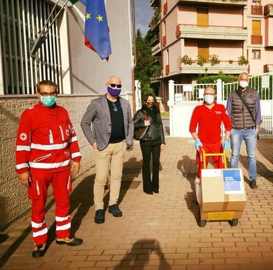 Generi alimentari donati dall’Allianz