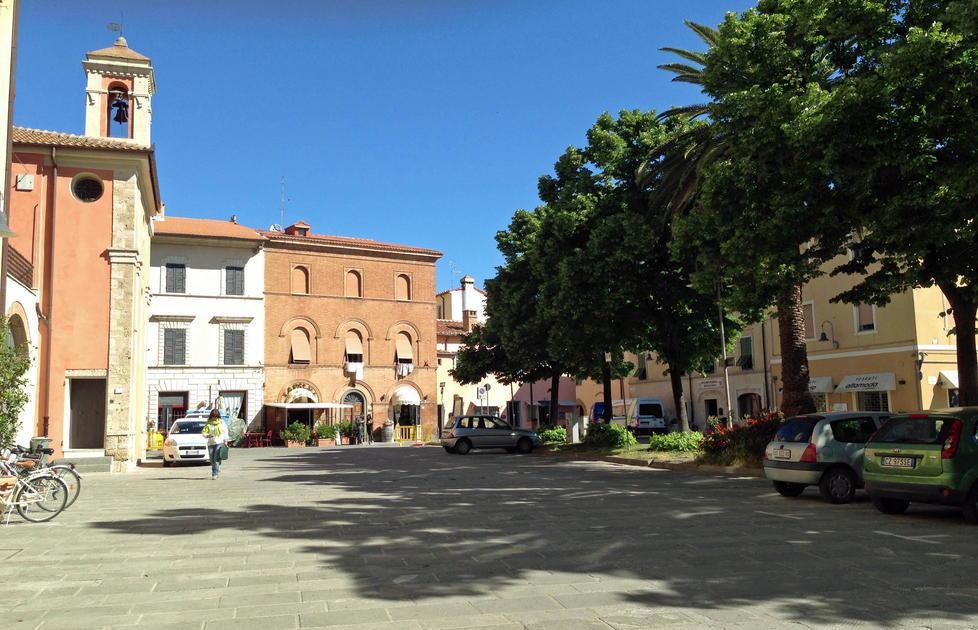 Piazza della Palma senza le auto (FOTO BF)