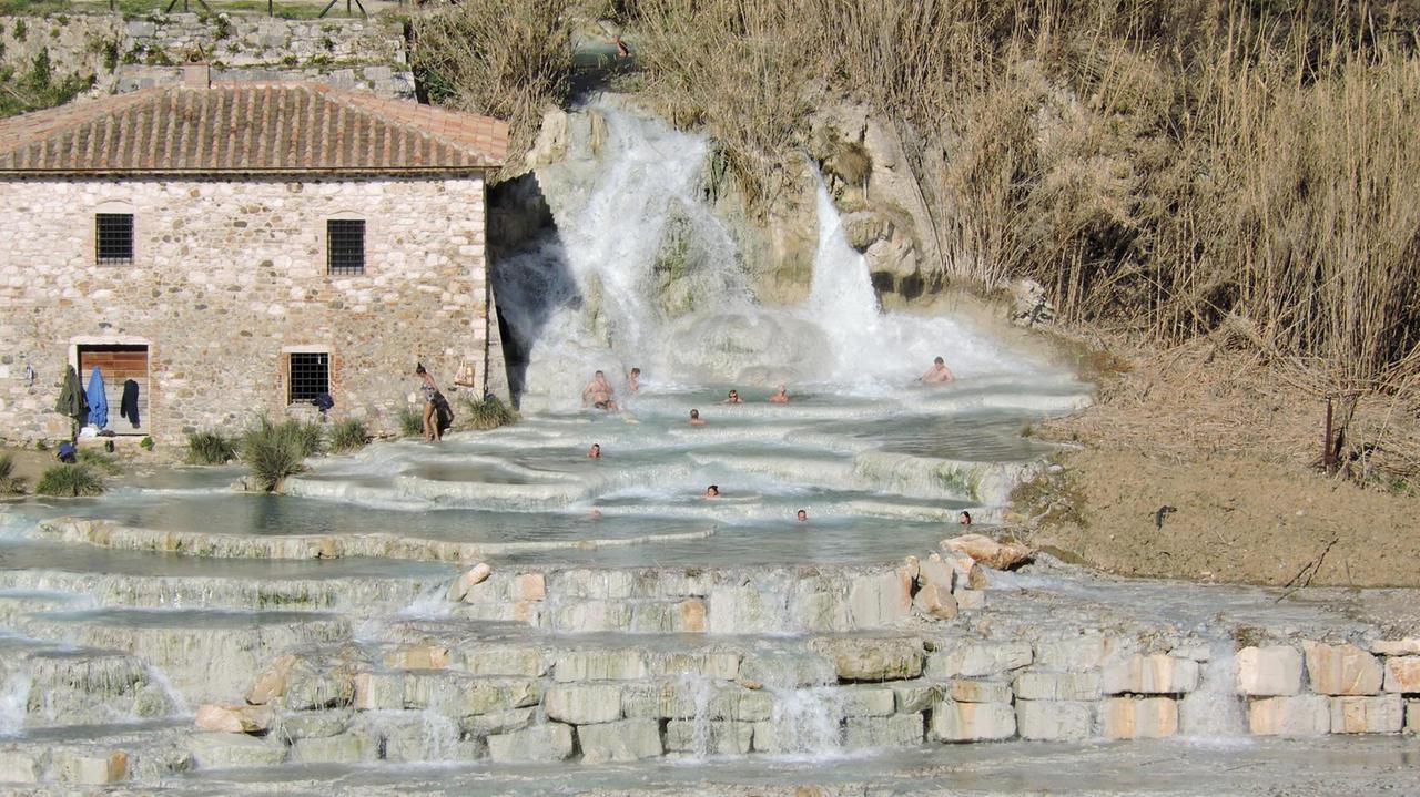 Le cascate del Gorello (foto d'archivio)