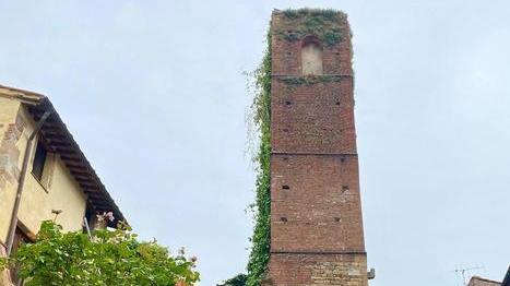 Via ai lavori di restauro della Torre Malanima