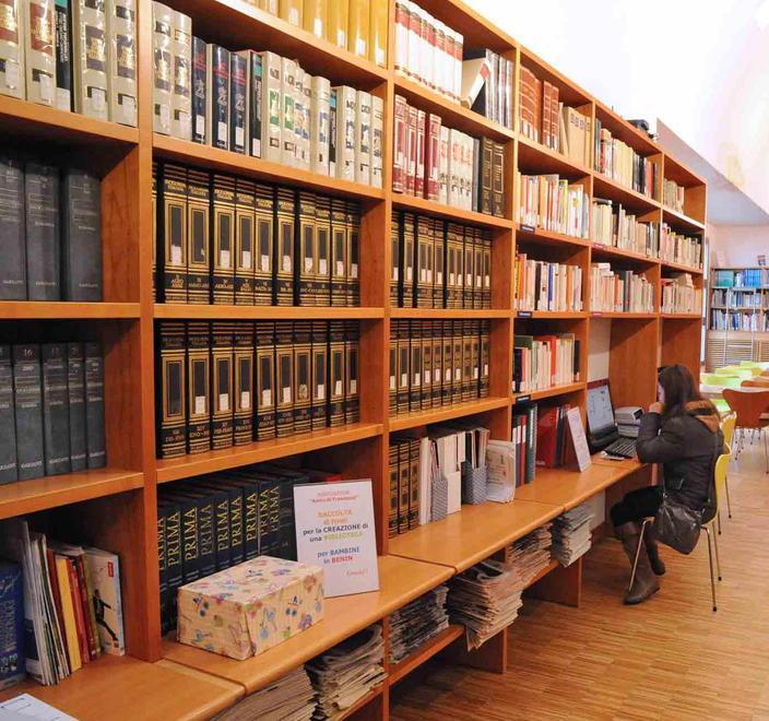 Biblioteca di nuovo attiva per prestiti e restituzioni 