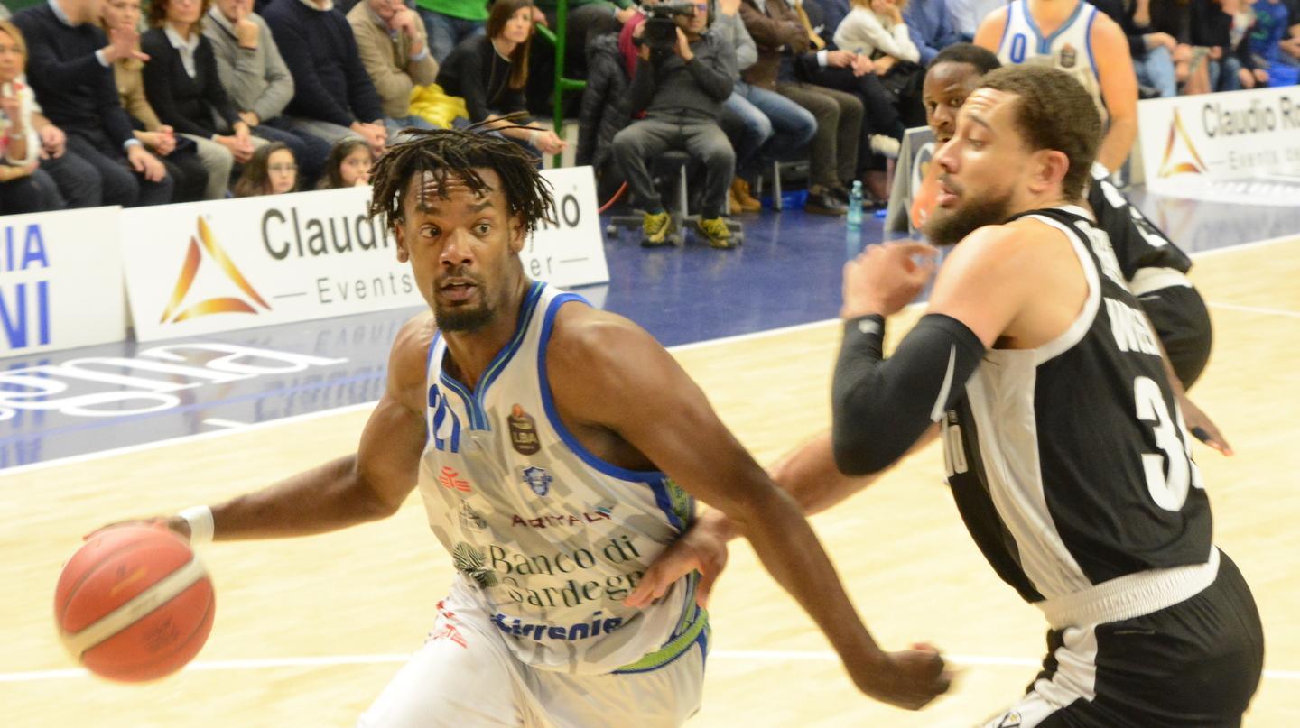 Abbonamenti triennali per la Dinamo post-virus 