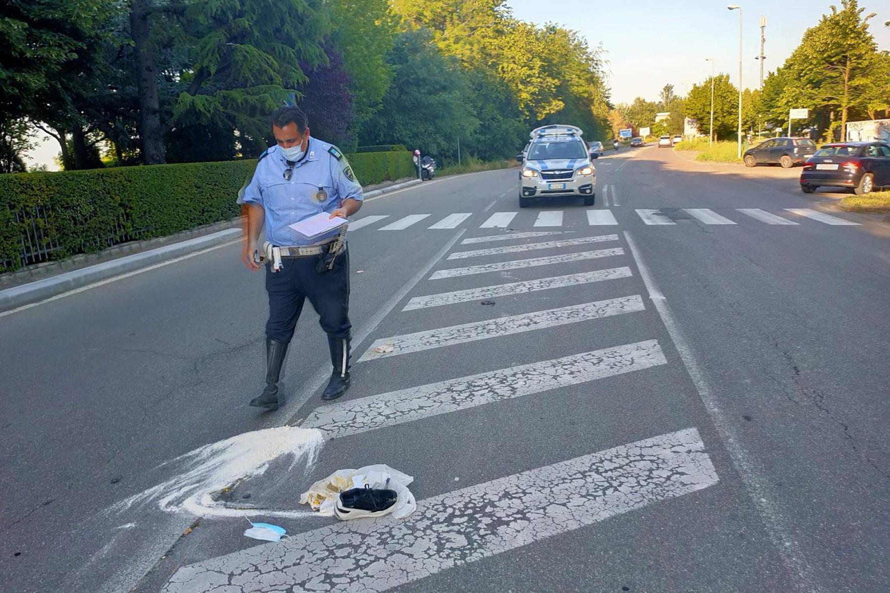 Reggio Emilia, grave una donna investita sulle strisce in via Gorizia 