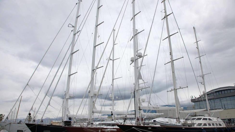 Fiato sospeso per il futuro del cantiere Perini Navi
