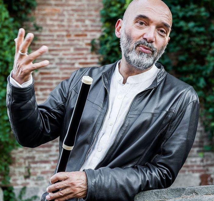 Dialoghi musicali tra il prof Ipata e il controtenore Mineccia 