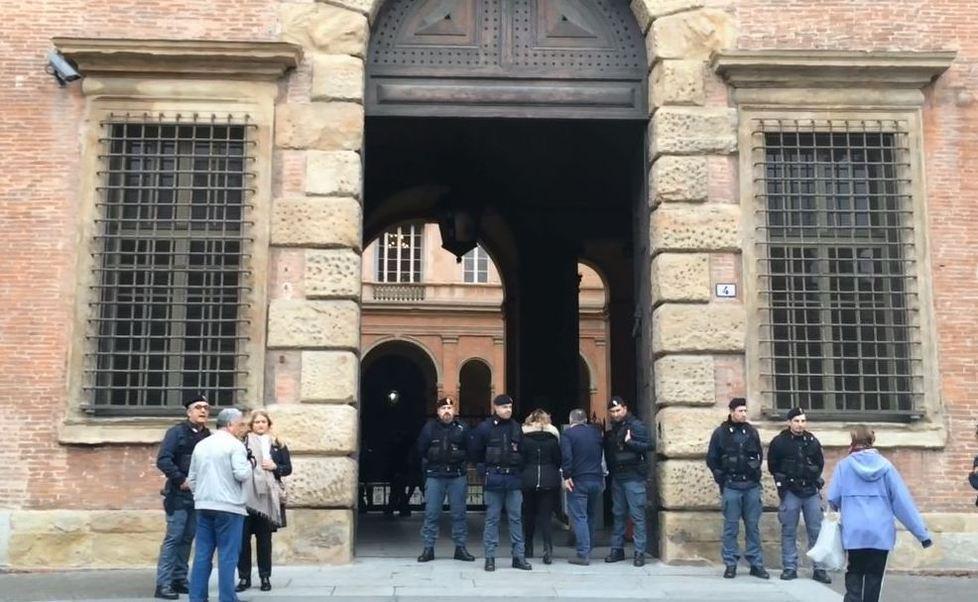 Abusi, assolto il patrigno I servizi della Val d’Enza nel mirino della Procura 