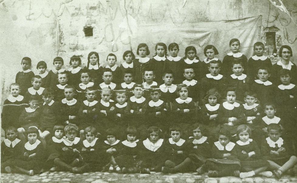 La maestra con la vocazione la storia di Antonietta Leurini 
