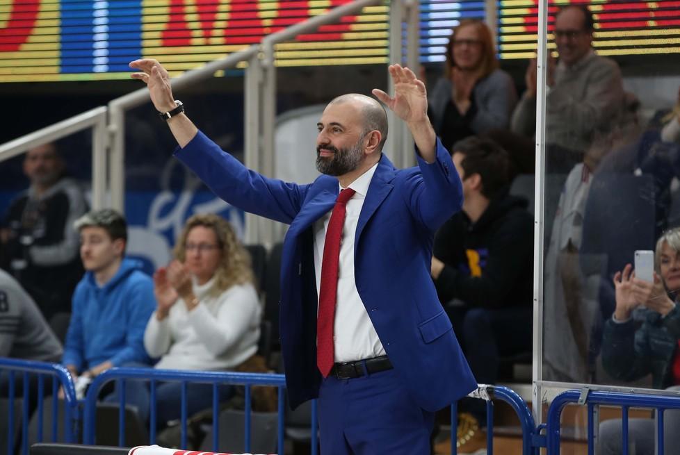 Summit fra soci e dirigenza sul futuro di coach Buscaglia 
