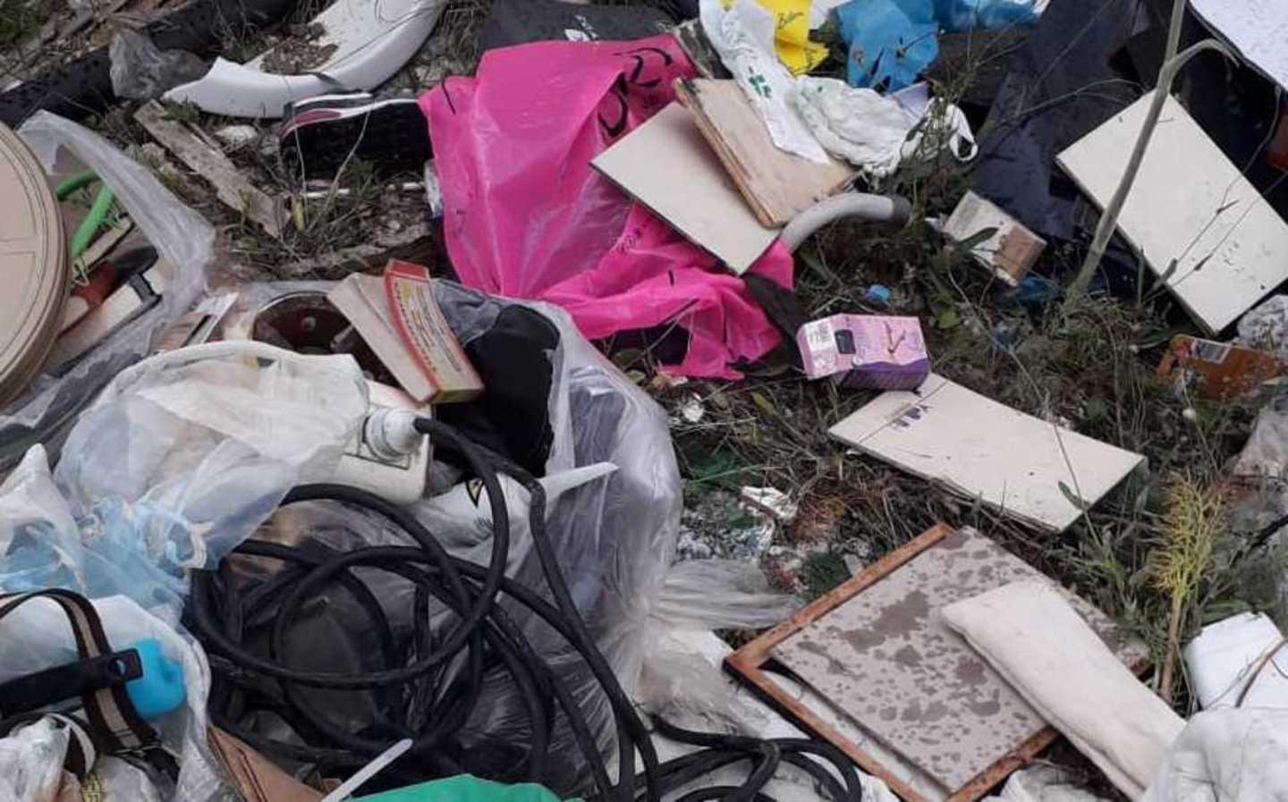 Scoperte due discariche è caccia agli inquinatori 