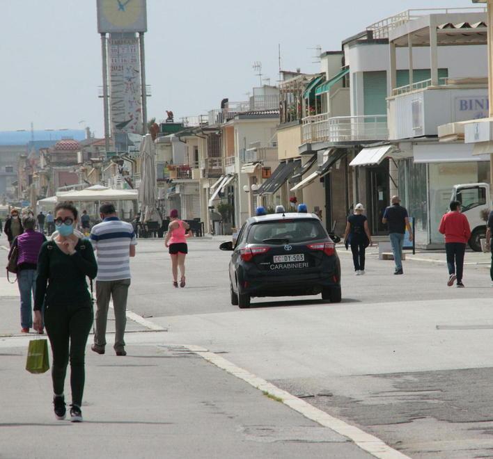 Weekend a rischio movida in Versilia: potenziati i controlli nelle zone dei locali 