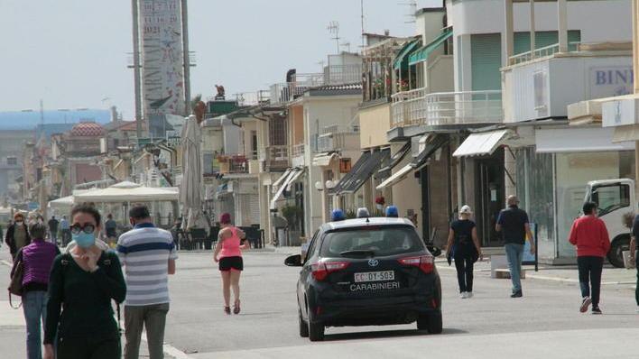Weekend a rischio movida in Versilia: potenziati i controlli nelle zone dei locali