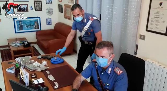 Spaccio nel centro di accoglienza per stranieri di Trinità d'Agultu: 8 arresti