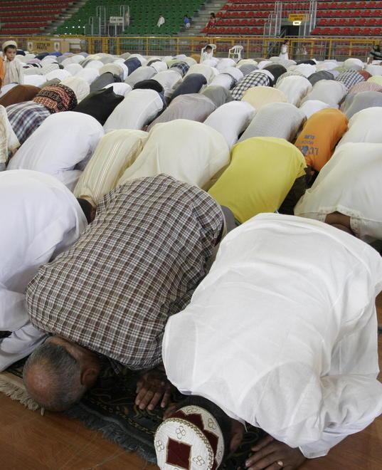 Ramadan, all’ex Ippodromo la preghiera di 200 musulmani 